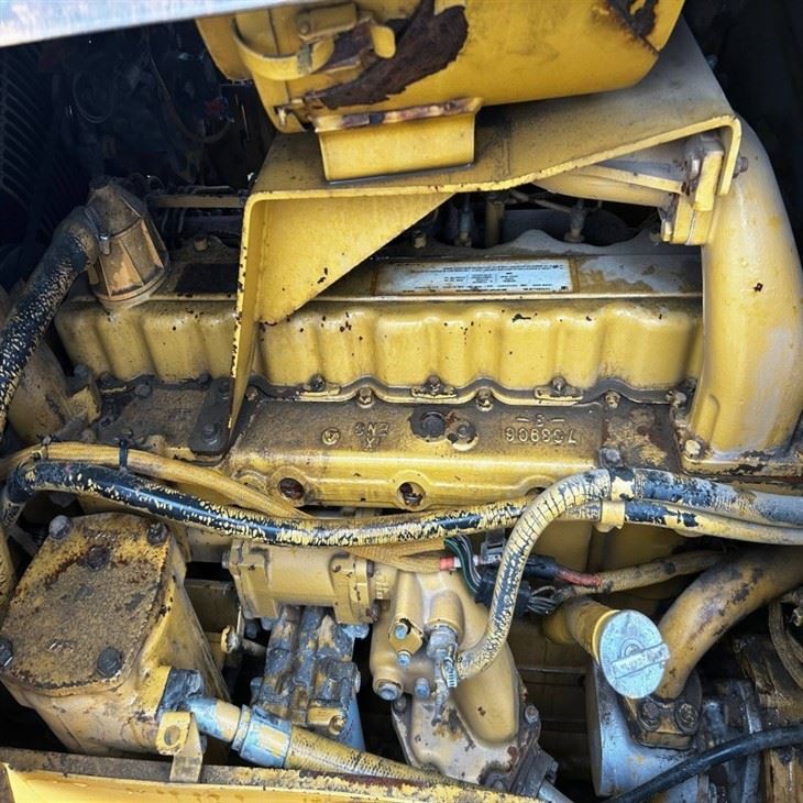 Caterpillar D6 Bulldozer factory